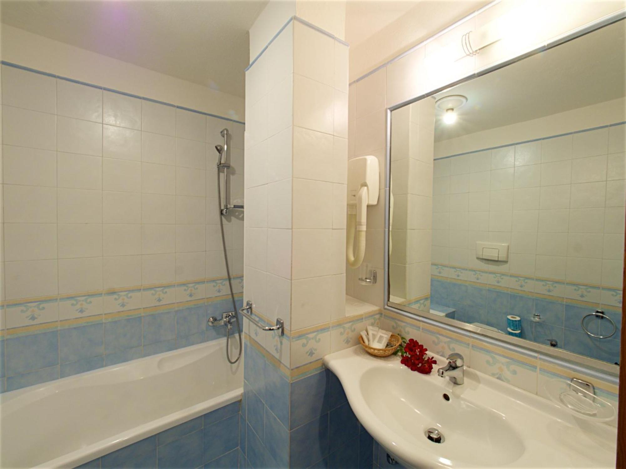 Classic One-Bedroom Apartment
